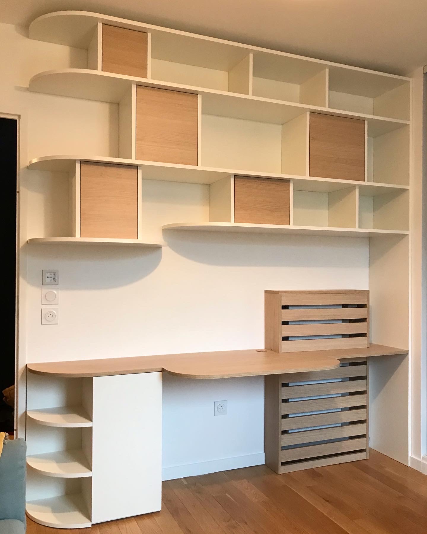 Bureau chêne et blanc