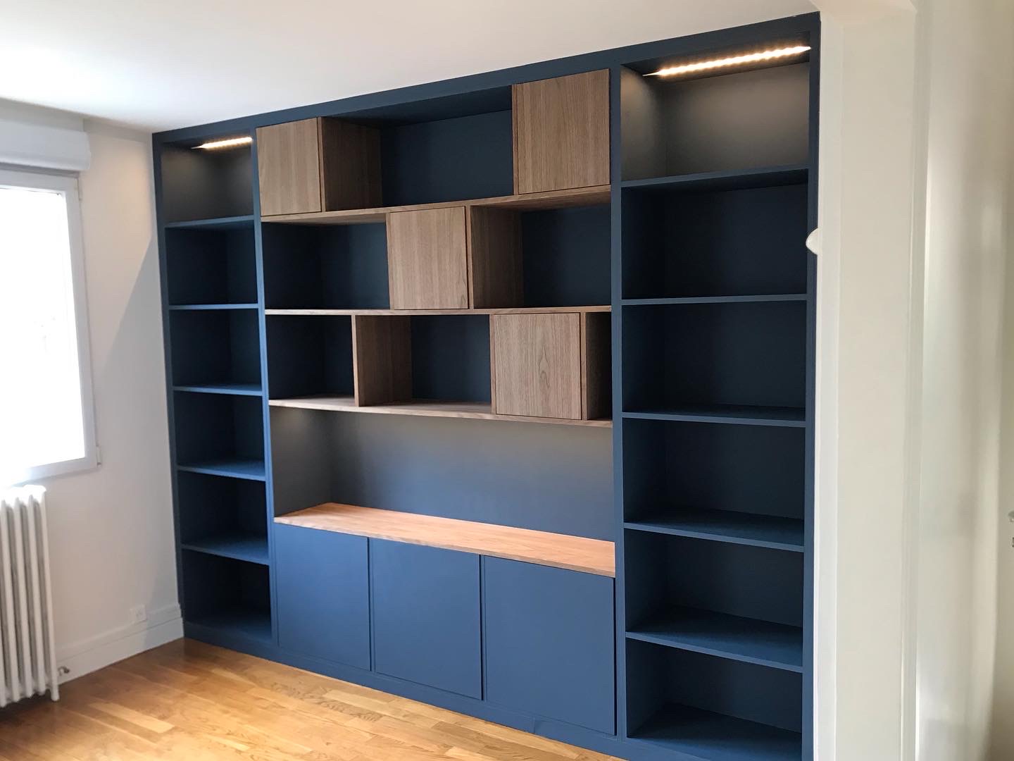 Bibliothèque et meuble TV